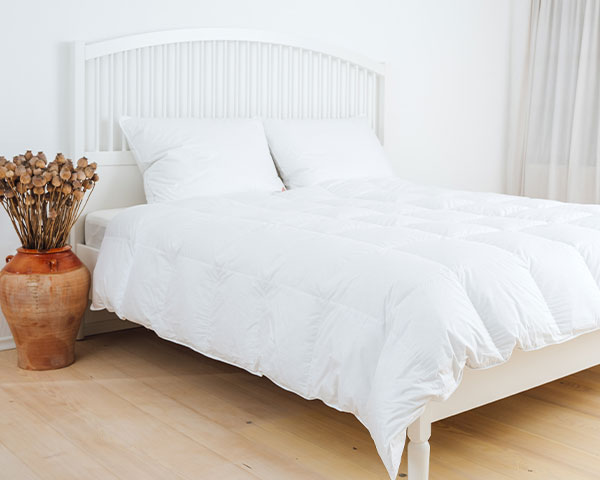 vzglavnik downfil soft 23