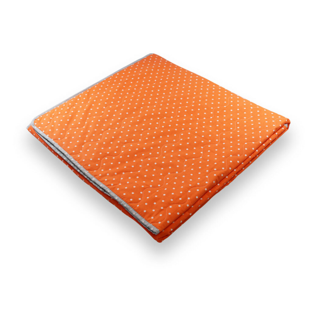 poletna odeja pikapoka oranžna 1