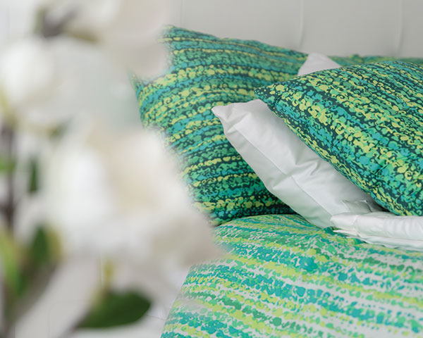 posteljnina vivia zelena levi profil