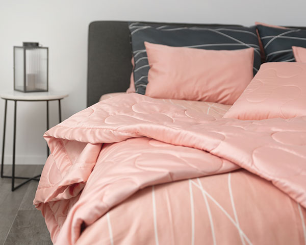 posteljnina anikka val puder roza profilna