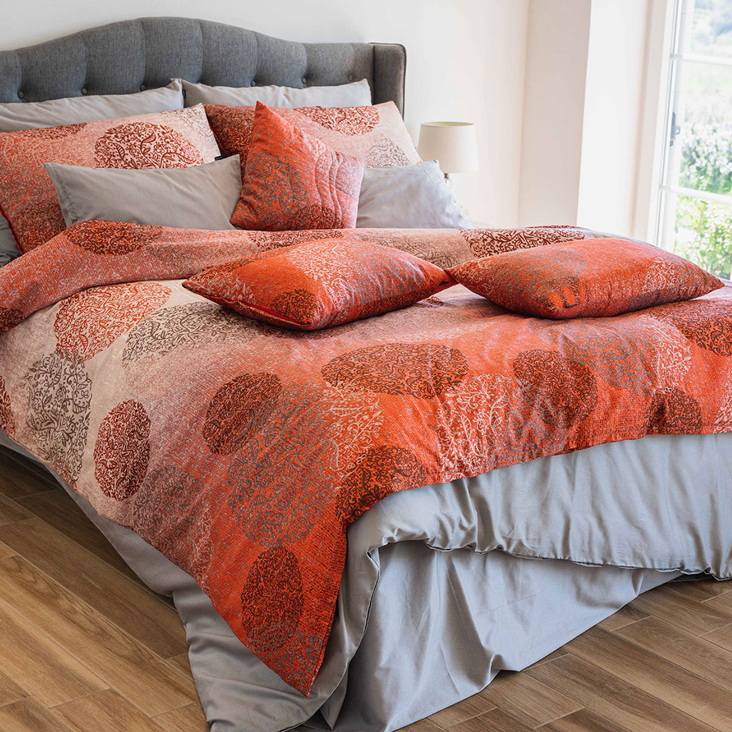 satenasta posteljnina prestige korala 7