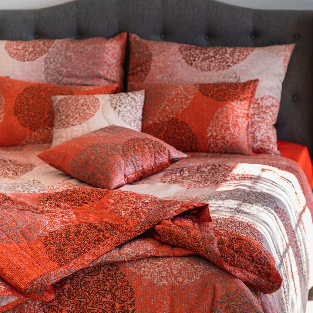 satenasta posteljnina prestige korala 6