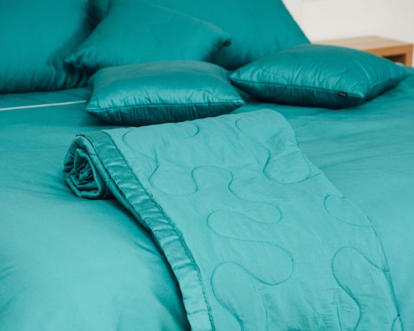 okrasno pregrinjalo bali 6