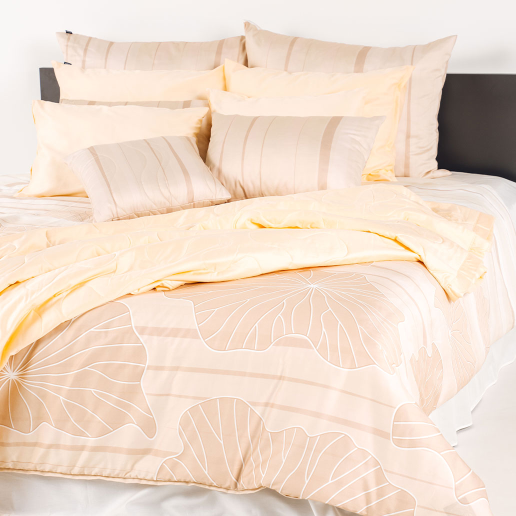 satenasta posteljnina mist bež 12