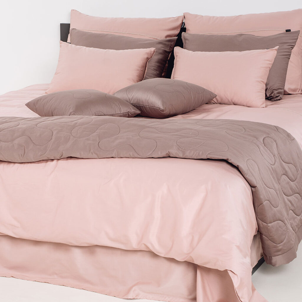 enobarvna posteljnina basic sdimno roza 2