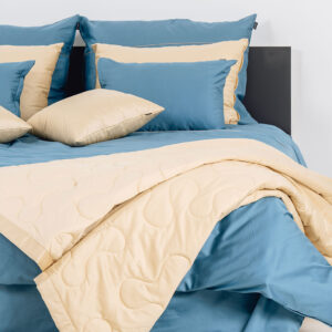 enobarvna posteljnina basic svetlo modra 1