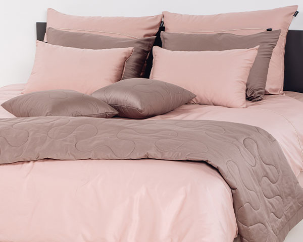 enobarvna posteljnina basic sdimno roza 11
