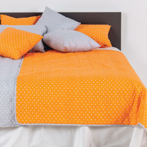 posteljnina pikapoka oranžna okrasni vzglavnik