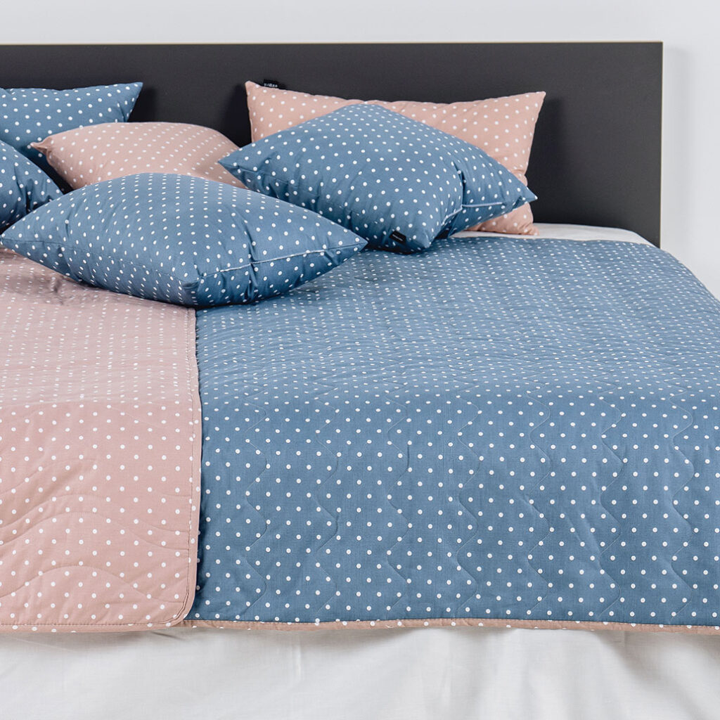 okrasni vzglavnik pikapoka 2