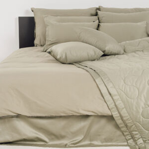 enobarvna posteljnina basic sivo zelena 2