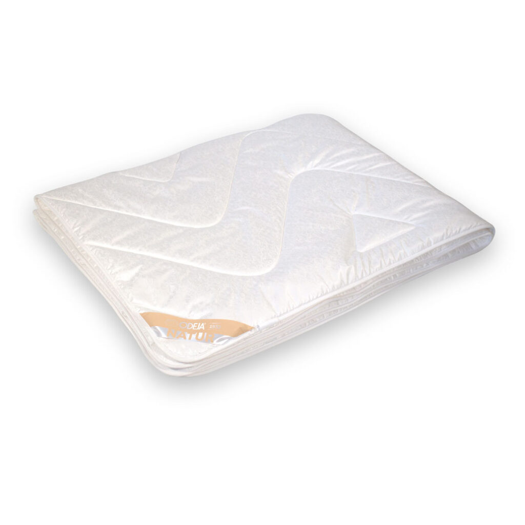 Odeja Bavariam Wool Medium