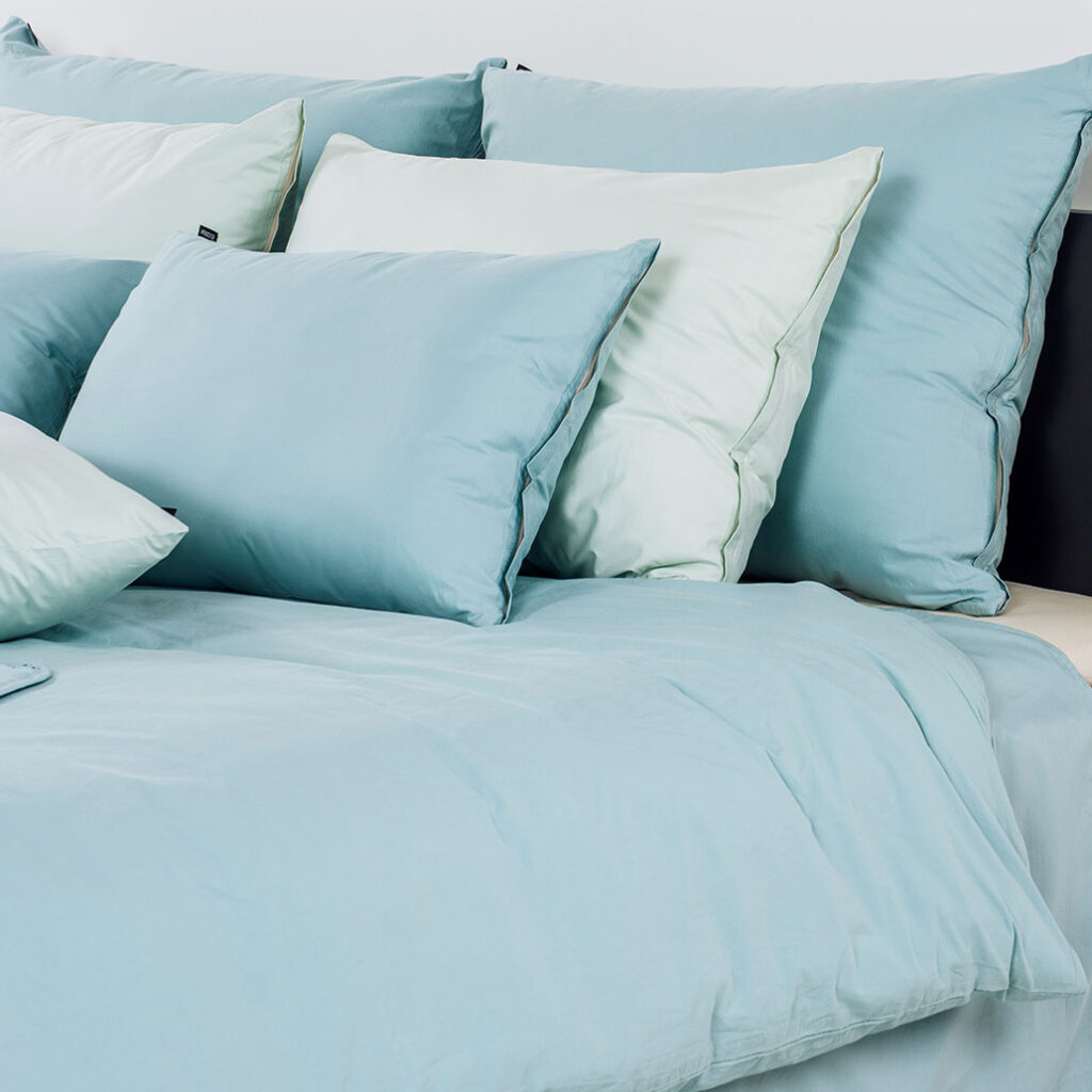 posteljnina organic lia modra 1