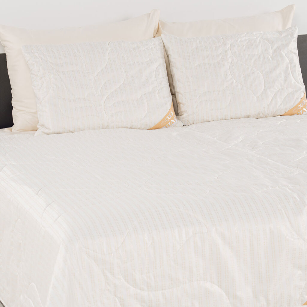 silk nouvelle vzglavnik