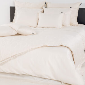 enobarvna posteljnina basic srebrno vanilija 5